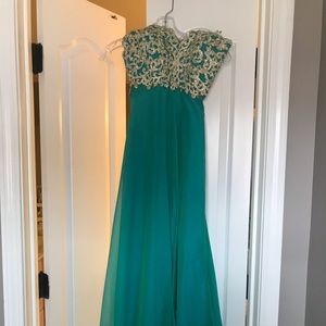 Prom dress